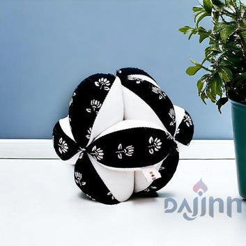 DaJinn Newborn Baby Rattle Clutch Ball | Hanging Toy Crib, Stroller, Car Seat | Montessori, Teething Safe | Soft, Black & White | Infant Development | Baby Shower Gift | 0,1,2,3,6 Months to 1 Year