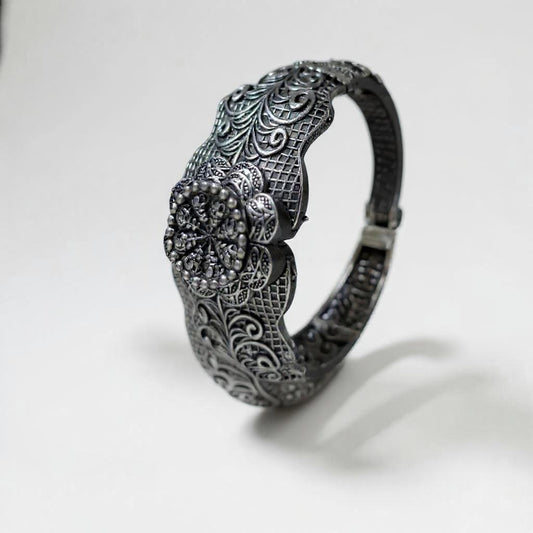 Dajinn Timeless Aura Collection – Brass Oxidized Kada | Oxidized Brass Ethnic Bangle for Women & Girls | Antique Finish From the Roots of India (Royal Lotus Cuff)