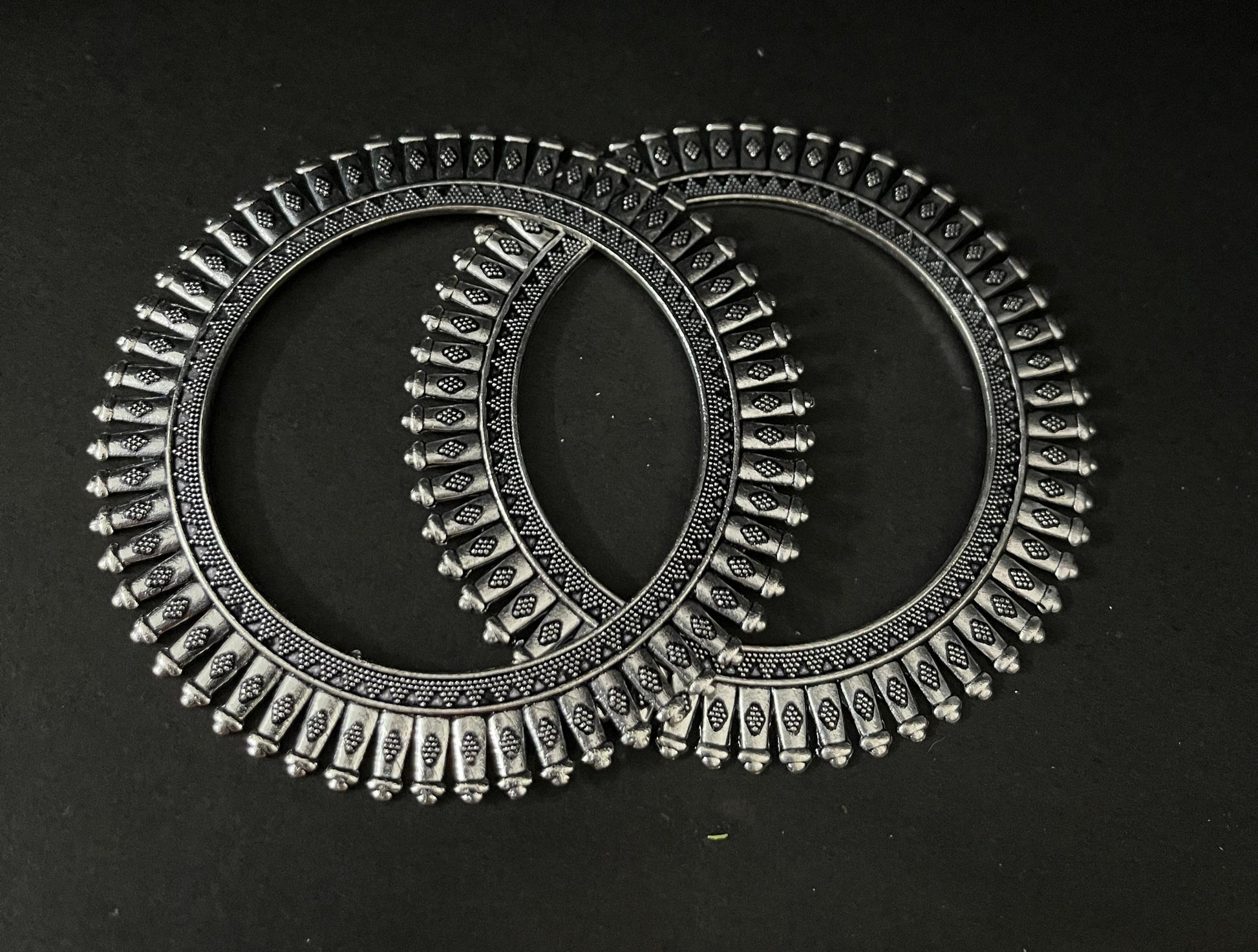 Dajinn Swarnkaar Traditional Lotus Manzar Kada Pure Brass Oxidized Bangles Kada Set, Antique Handcrafted Design, Wedding Festival Jewelry for Women (Copy) (Copy) (Copy)