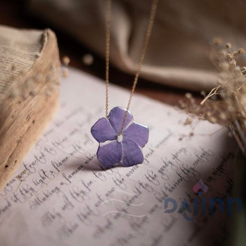 Dajinn Twirling Periwinkle Necklace