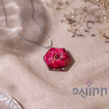 Dajinn Blushing Quartz Necklace