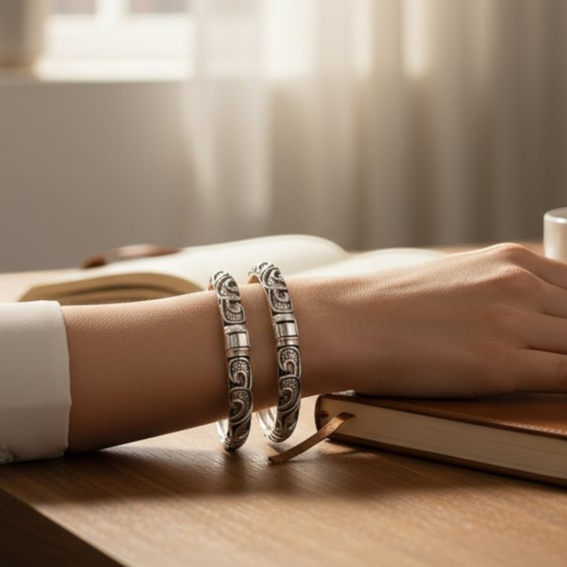 Sultana Scallop Petal Pure Brass Oxidized Kada_1