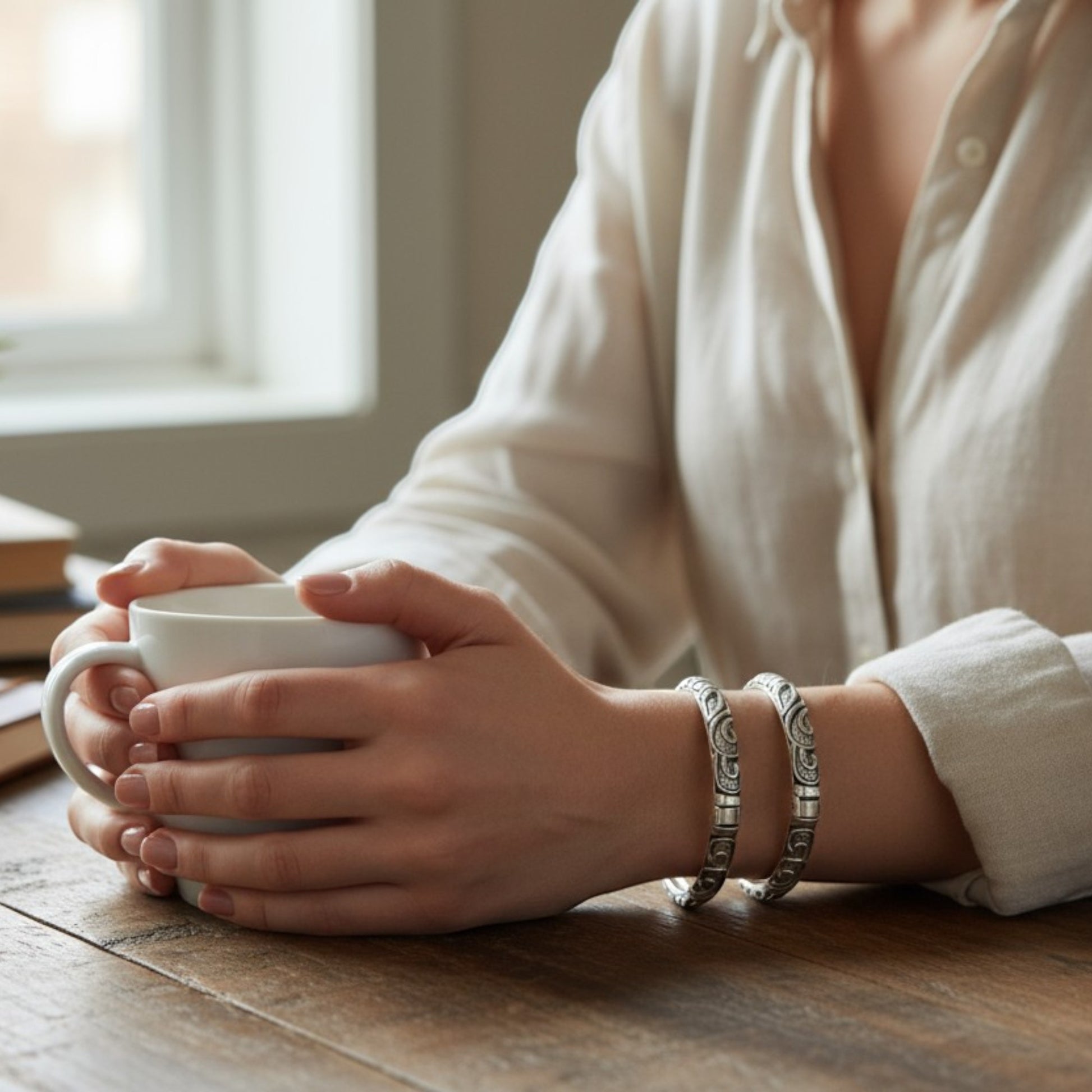 Sultana Scallop Petal Pure Brass Oxidized Kada_4