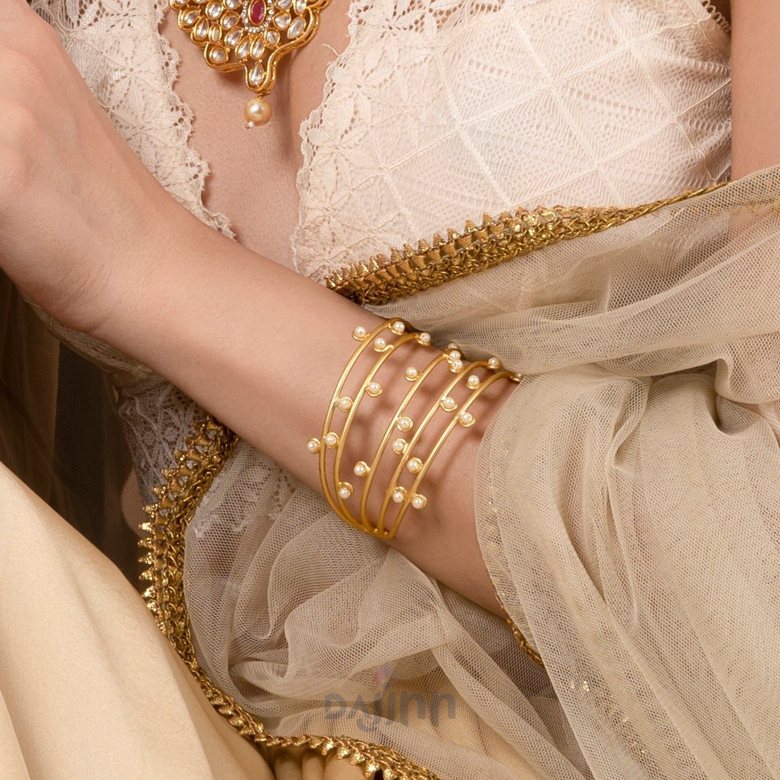 Dajinn Tista Layered pearl Bracelet