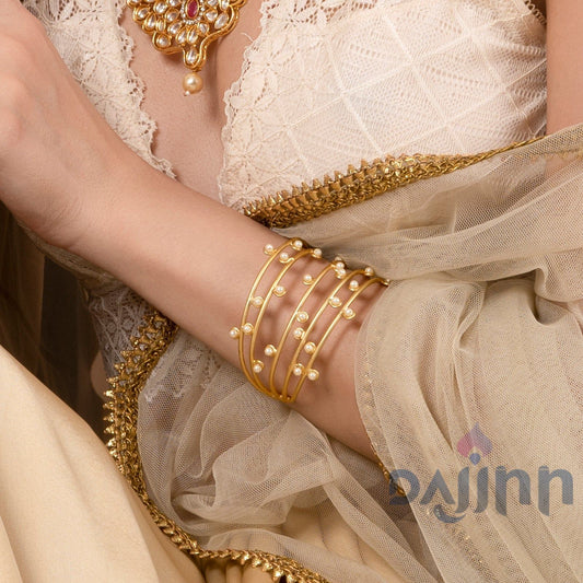 Dajinn Tista Layered pearl Bracelet