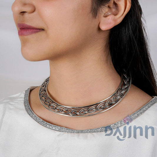 Dajinn Veeradevi Silver Oxidised Necklace