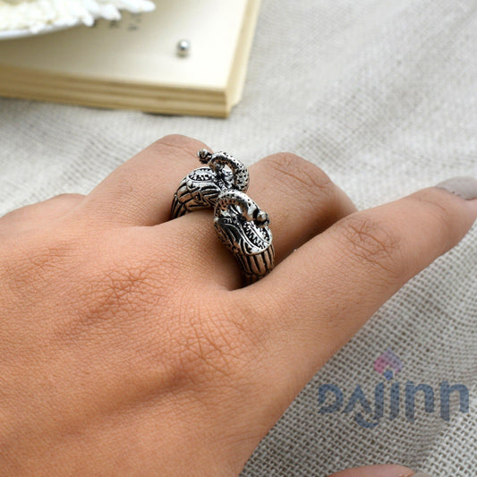 Viti Peacock Silver Oxidized Ring