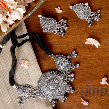 Dajinn Avni Floral Antique Silver Oxidised Necklace Set