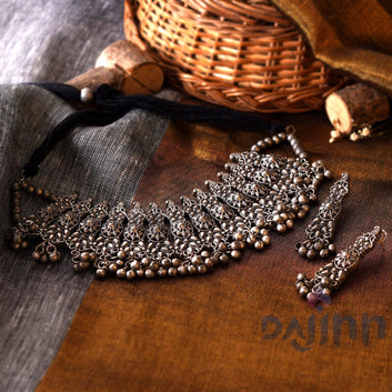 Dajinn Anay Antique Silver Polish Choker Necklace Set