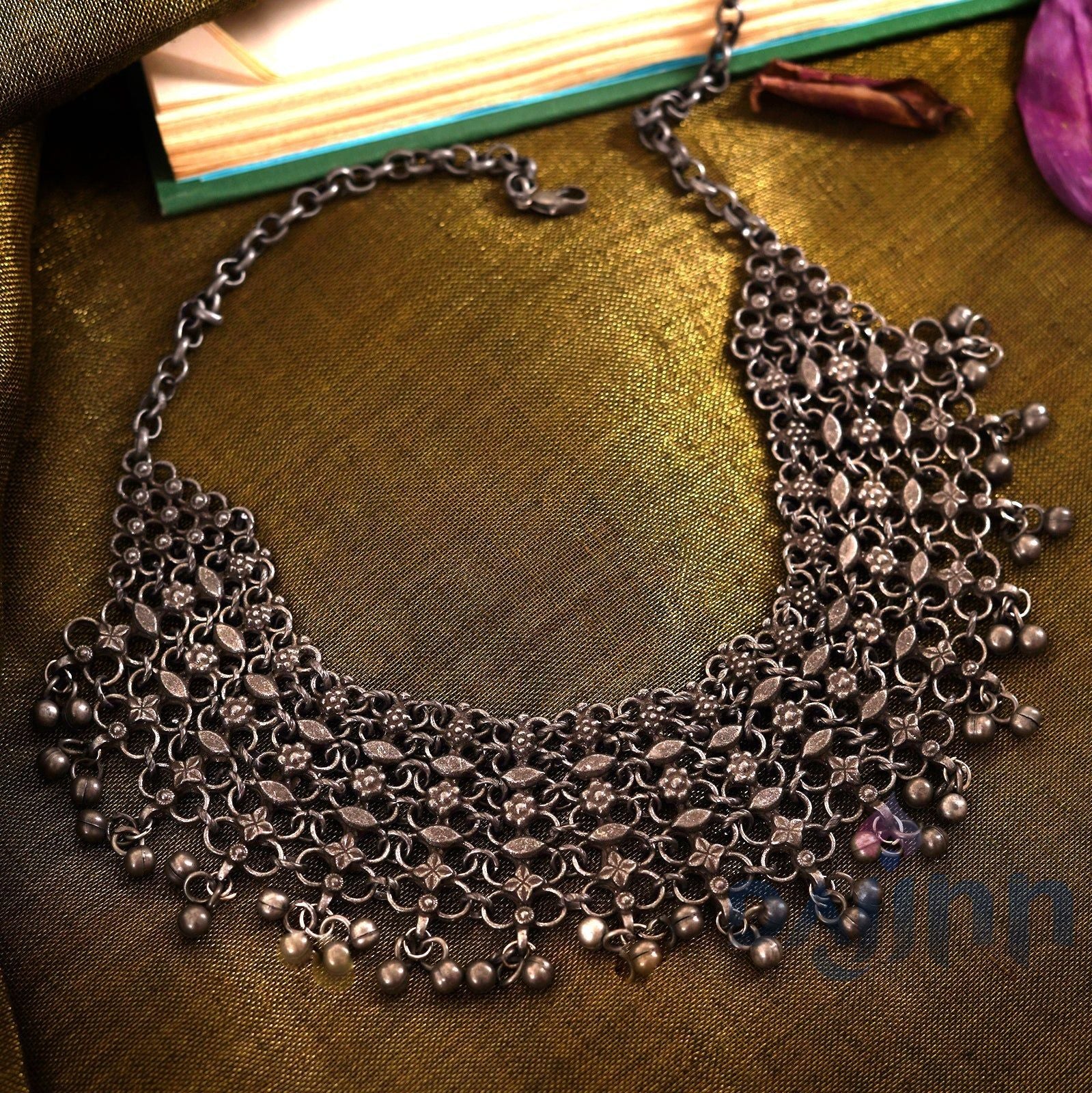 Dajinn Alvira Antique Silver Polish Necklace