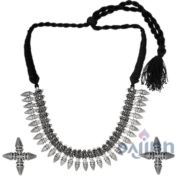 Dajinn Aarnya Silver Oxidised Choker Necklace Set