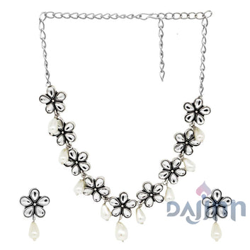 Dajinn Unnati Silver Oxidised Polki Necklace Set