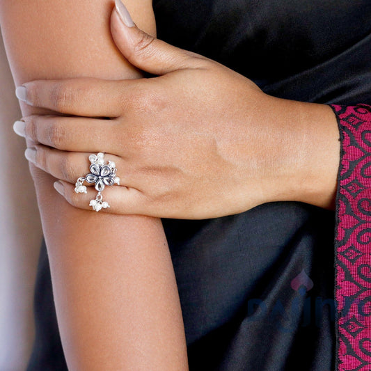 Yaksha Floral Polki Silver Oxidized Ring