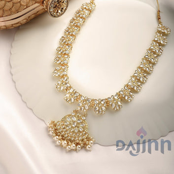 Dajinn Jayani Pearl and Polki Necklace