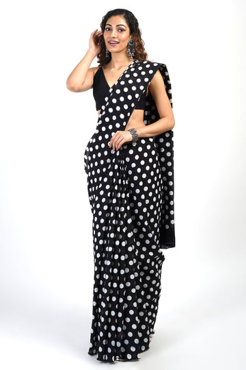 AYSR Boutique Aarika Black and White Cotton Saree With Blouse Piece