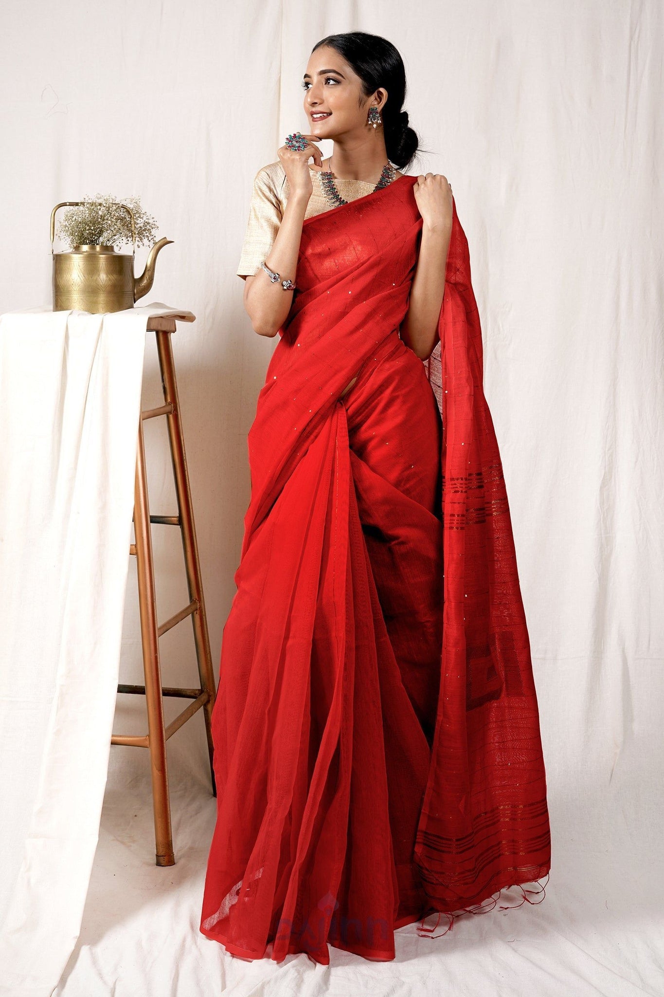 AYSR Boutique Gaillardia Saree & Jewelry Gift Set